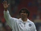 Ruud Gullit, the manager of Chelsea acknowledges the crowd after defeat to Manchester United in the FA Charity Shield at Wembley Stadium on August 3, 1997