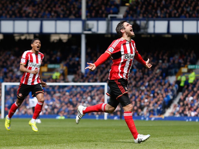 Danny Graham of Sunderland celebrates scoring the opening goal during the Barclays Premier League match between Everton and Sunderland at Goodison Park on May 9, 2015