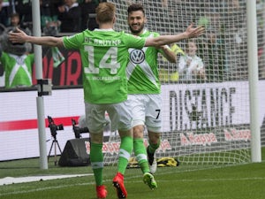 Half-Time Report: Borussia Dortmund peg back Wolfsburg