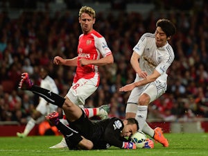 Wenger: 'No new contract for Monreal'