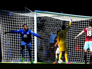 Late Lukaku strike seals win for Everton