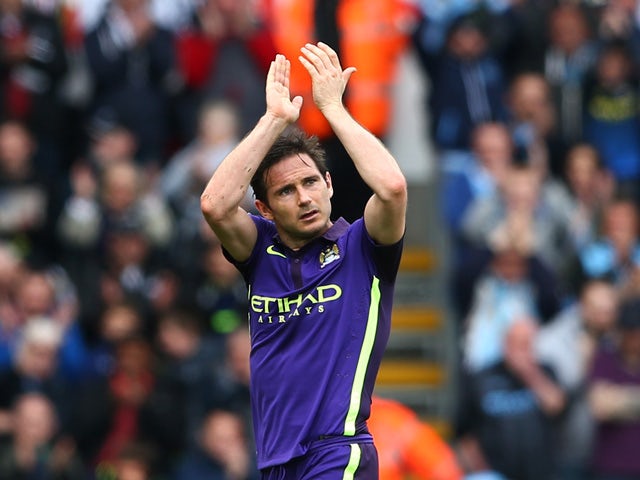 Frank Lampard of Manchester City applauds the fans as he is substituted in the second half during the Barclays Premier League match between Swansea and Manchester City at the Liberty Stadium on May 17, 2015