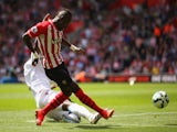 Sadio Mane of Southampton scores his second goal during the Barclays Premier League match between Southampton and Aston Villa at St Mary's Stadium on May 16, 2015