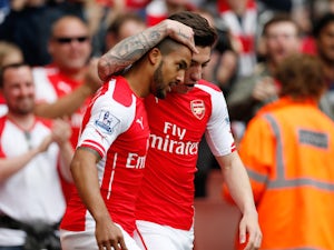 Wenger maintains Walcott stance
