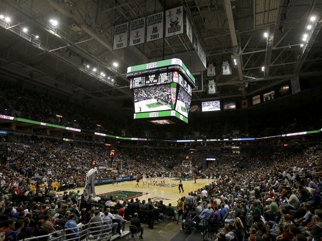 General view of the Cleveland Cavaliers playing against the Milwaukee Bucks at Bradley Center on November 3, 2012