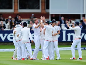 England put pressure on NZ