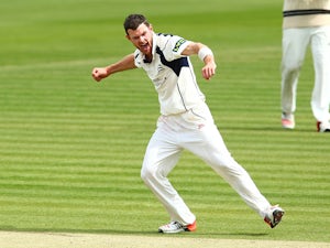 James Harris signs new Middlesex deal