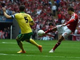 Middlesbrough's Belgian striker Jelle Vossen hits a shot that hits the Norwich City crossbar during the English Championship play off final football match between Middlesbrough and Norwich City at Wembley Stadium in London on May 25, 2015