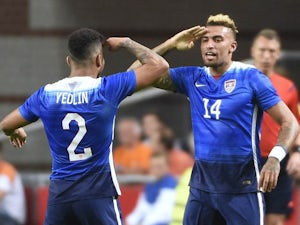 Late goals give USA win