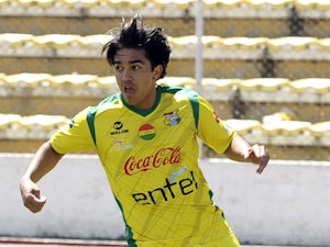 Bolivia's national football team player Marcelo Martins takes part in a training session in La Paz on September 4, 2013