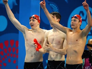 Team GB win 4x100m freestyle relay silver