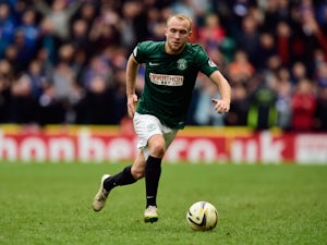 Dylan McGeouch of Hibs in action during the Scottish Championship match between Hibernian and Rangers at Easter Road on March 22, 2015