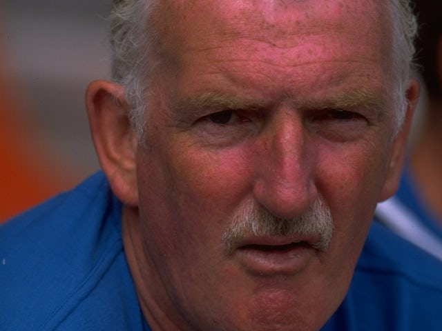 Alex Stepney of Manchester City during the pre-season friendly match against Bury City played in bury, England on July 17, 1999