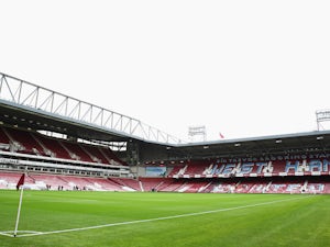Report: West Ham in talks with Calleri