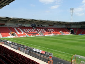 Doncaster holding 10-man Leeds to draw