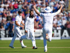 Moeen Ali: England in "pole position"