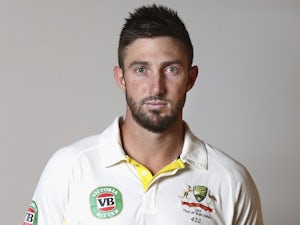 Australia battle to draw in third Test
