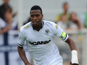 Team News: Kodjia fit to start for Villa