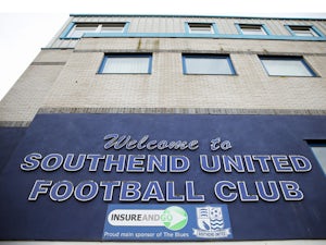 Anton Ferdinand signs new Southend deal