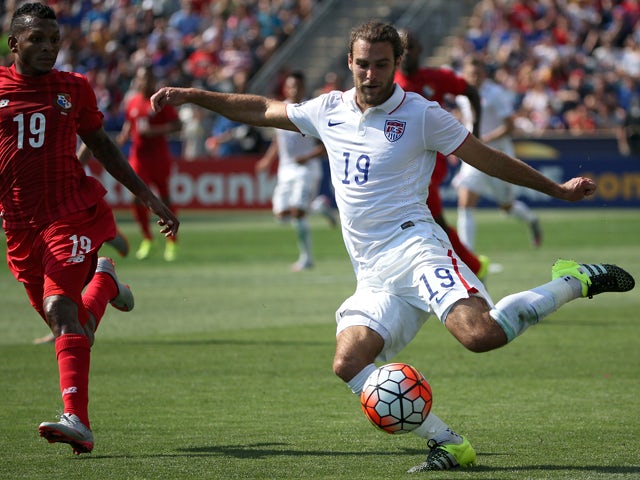 Graham Zusi #19 of the United States shoots in front of Alberto Quintero #19 of Panama in the first half during the CONCACAF Gold Cup Third Place Match at PPL Park on July 25, 2015