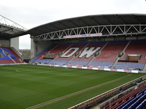 Wigan make eighth deadline-day signing
