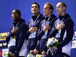 France retain men's 4x100m freestyle title
