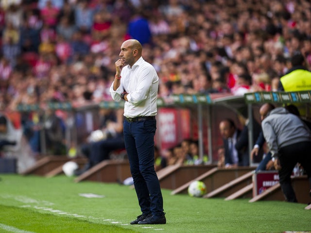 Head Abelardo Fernandez of Sporting Gijon reacts during the La Liga match between Sporting Gijon and Real Madrid at Estadio El Molinon on August 23, 201