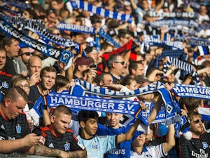 Hamburg, Schalke goalless at half time