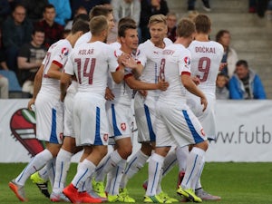 Czech Republic secure Euro 2016 place