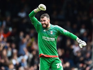 Wolves announce Andy Lonergan signing