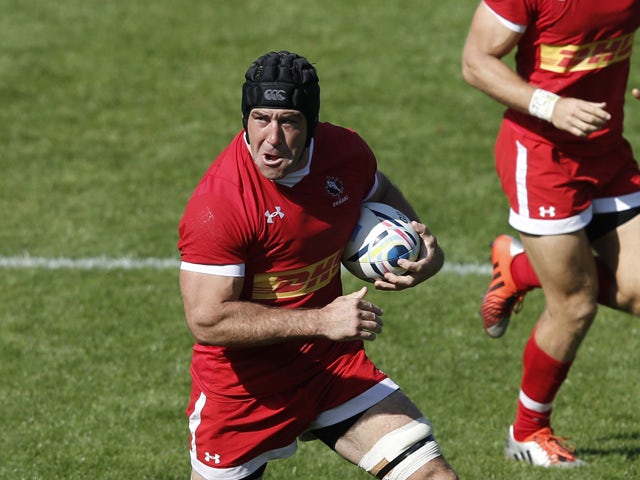 Canada's lock Jamie Cudmore (2nd L) makes a break during the international rugby union friendly match between Canada and Fiji, ahead of the 2015 Rugby World Cup, at The Stoop in Twickenham, west of London, on September 6, 2015