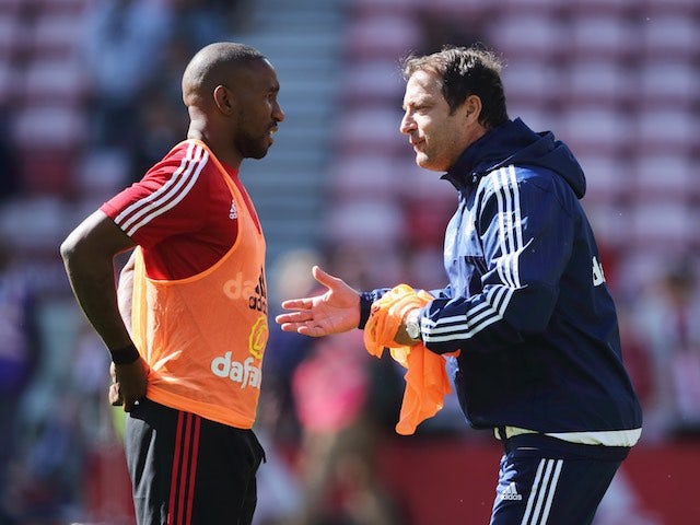Sunderland's Jermain Defoe hears some home truths ahead of the game with Spurs on September 13, 2015