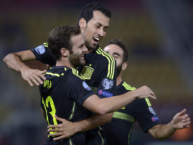 Half-Time Report: Own goal edges Spain ahead in Macedonia