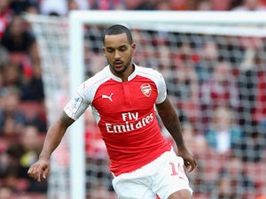 Walcott: 'Arsenal must play with no fear'