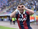 Anthony Mounier # 26 of Bologna FC celebrates after scoring the opening goal during the Serie A match between Bologna FC and Frosinone Calcio at Stadio Renato Dall'Ara on September 20, 2015