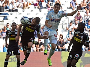 Angers up to fifth with win at Marseille