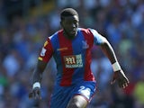 Bakary Sako of Crystal Palace in action during the Barclays Premier League match between Crystal Palace and Aston Villa at Selhurst Park on August 22, 2015