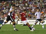 Javier Hernandez of Manchester United scores the opening goal during the UEFA Champions League Group C match between Valencia and Manchester United at the Mestalla Stadium on September 29, 2010 in Valencia, Spain. 