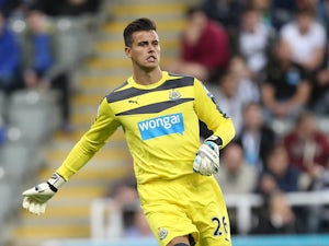 Darlow looks to challenge Elliot for place