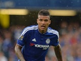 Chelsea's Brazilian striker Kenedy watches the ball during the English Premier League football match between Chelsea and Crystal Palace at Stamford Bridge in London on August 29, 2015
