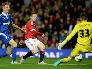 Half-Time Report: Manchester United lead Ipswich Town