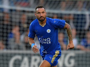 Wasilewski signs new deal with Leicester