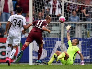 Nine-man Torino edge past Palermo