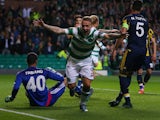 Leigh Griffiths of Celtic celebrates scoring during the UEFA Europa League match between Celtic FC and Fenerbahce SK at Celtic Park on October 01, 2015
