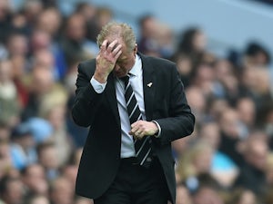 McClaren bemoans ref performance in derby