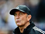 Tony Pulis manager of West Bromwich Albion looks on prior to the Barclays Premier League match between Crystal Palace and West Bromwich Albion at Selhurst Park on October 3, 2015