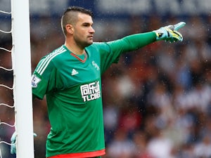 Boaz Myhill of West Bromwich Albion gives instructions during the Barclays Premier League match between West Bromwich Albion and Chelsea at the Hawthorns on August 23, 2015