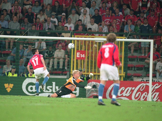 Vladimir Smicer of Czech Republic beats Peter Schmeichel of Denmark to score during the European Championships 2000 match at the Sclessin Stadium, in Liege, Belgium on June 21, 2000