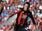 Lee Tomlin of A.F.C. Bournemouth during the Barclays Premier League match between A.F.C. Bournemouth and Sunderland at the Vitality Stadium on September 19, 2015 in Bournemouth, United Kingdom.