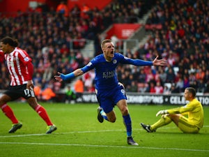 Vardy scores late equaliser for Leicester